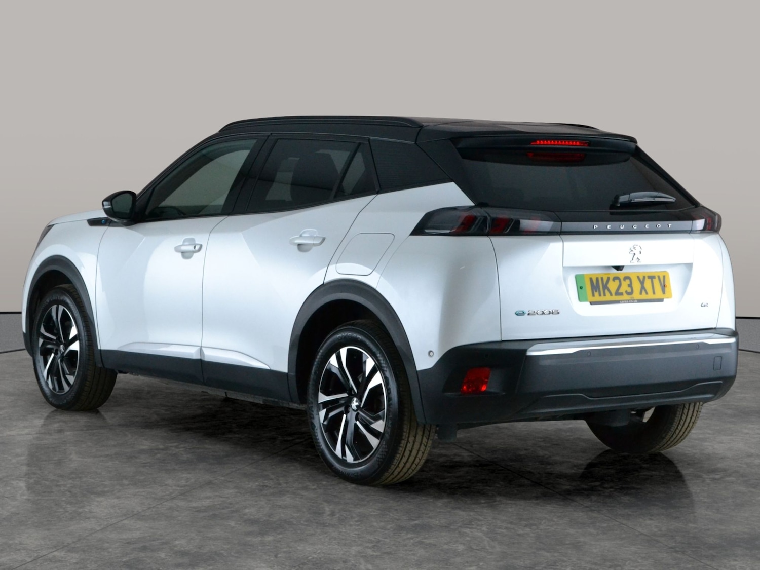 Used Peugeot 2008 2023 for sale - 77846150: Photo 12