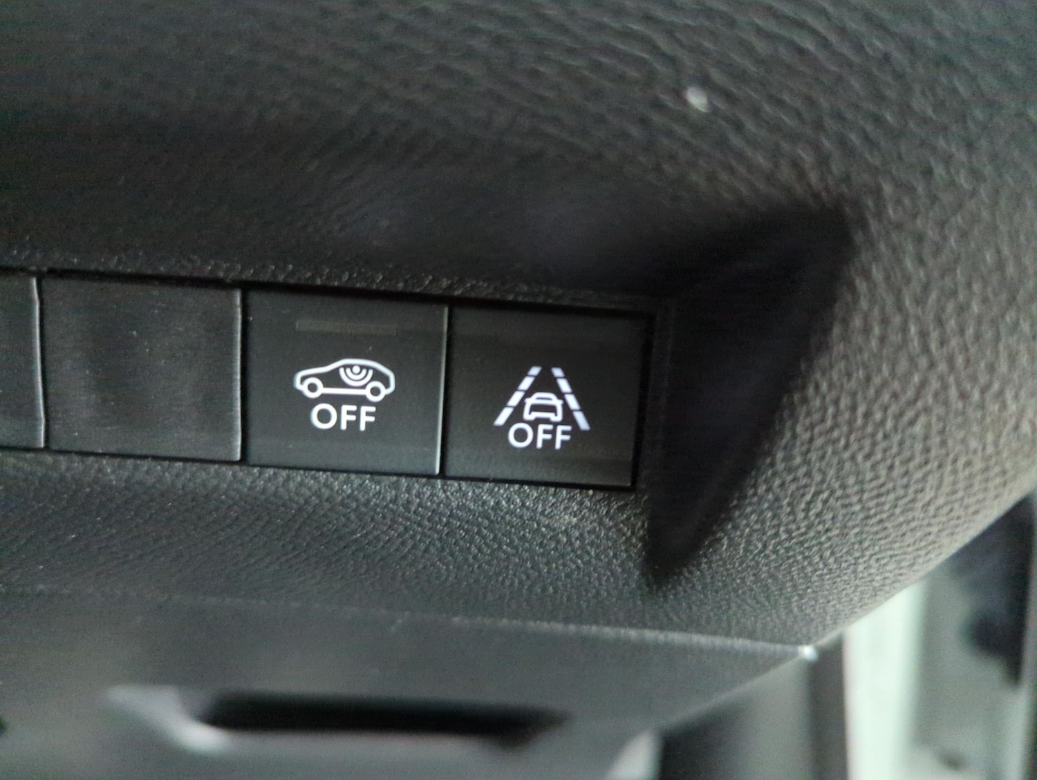 Used Peugeot 2008 2023 for sale - 77846150: Photo 26