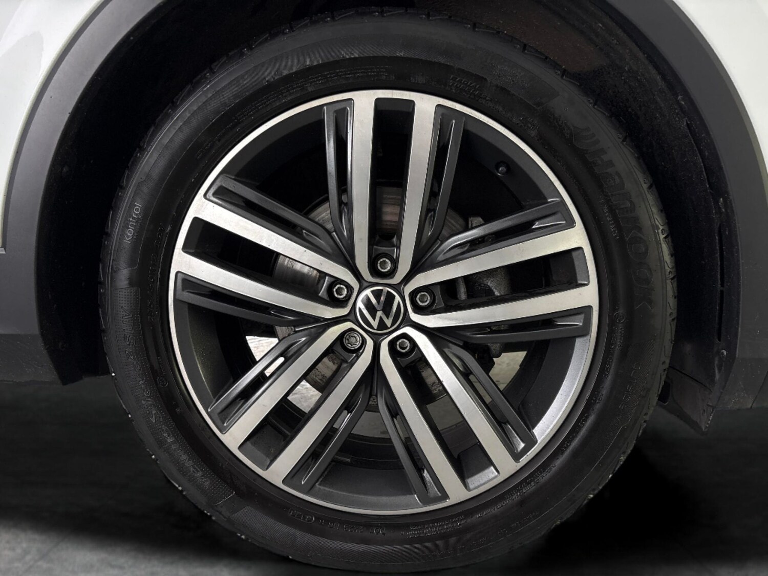 Used Volkswagen Tiguan 2024 for sale - 77472279: Photo 29