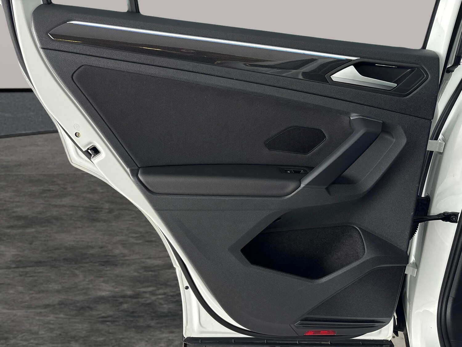 Used Volkswagen Tiguan 2024 for sale - 77472279: Photo 34