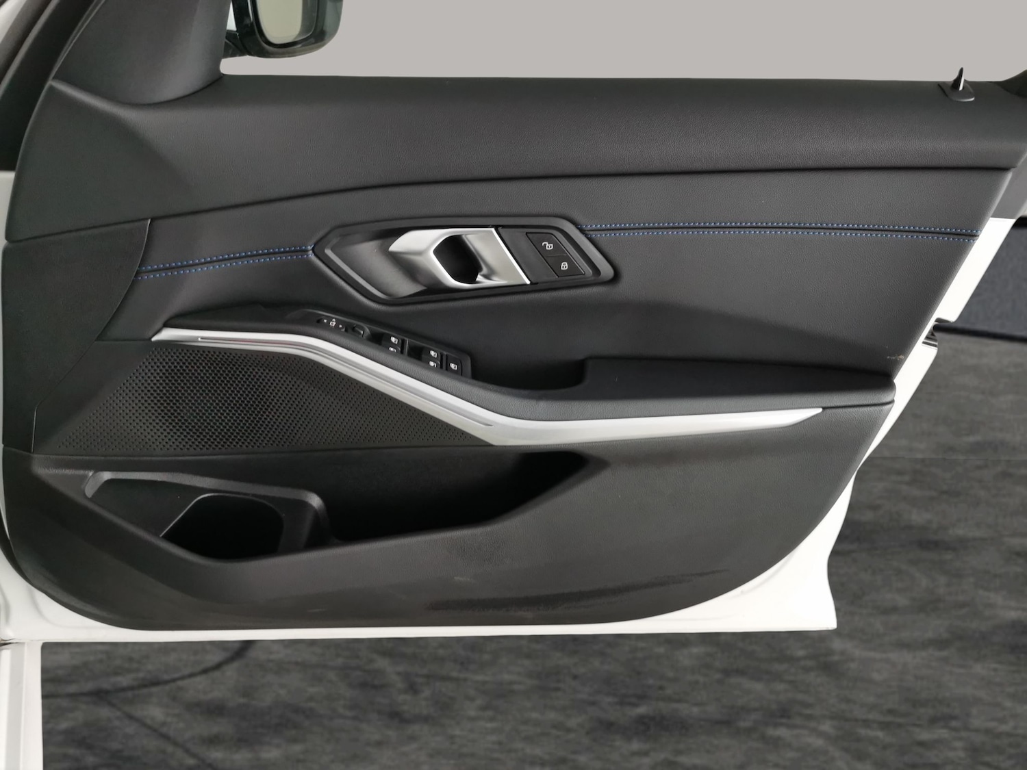 Used BMW 3 Series 2024 for sale - 77255971: Photo 33