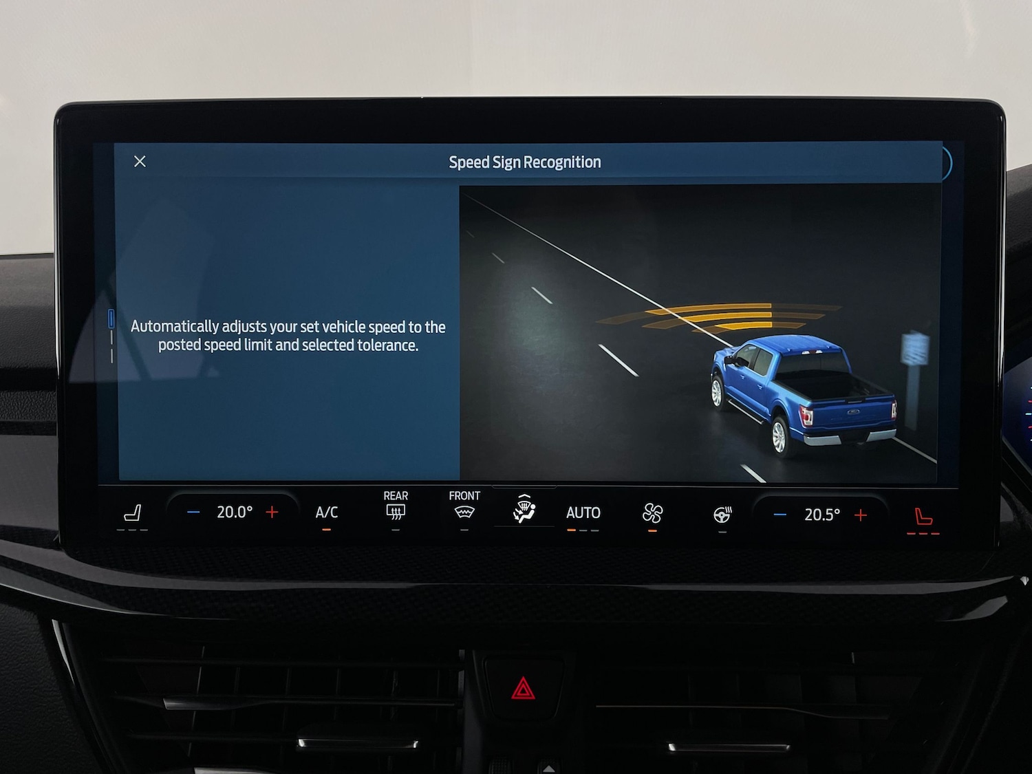 Used Ford Focus 2023 for sale - 76588922: Photo 26