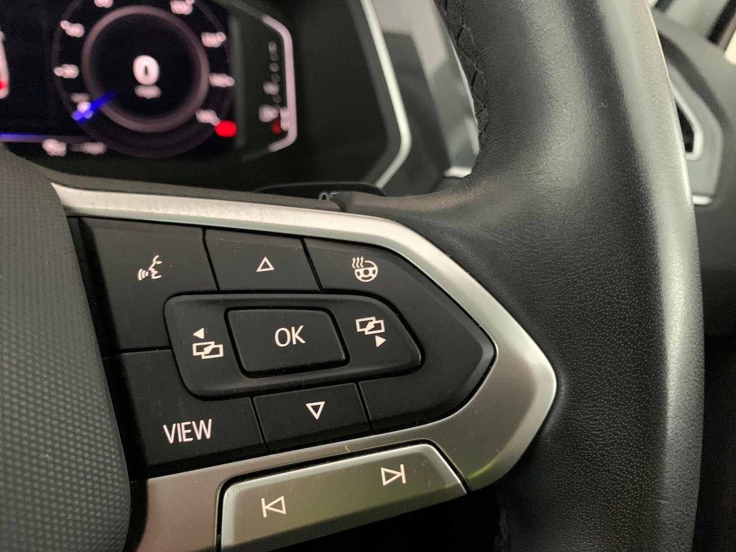 Used Volkswagen Tiguan 2023 for sale - 77018647: Photo 22