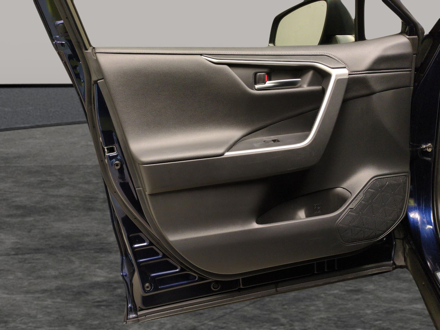 Used Toyota RAV4 2021 for sale - 77555714: Photo 26