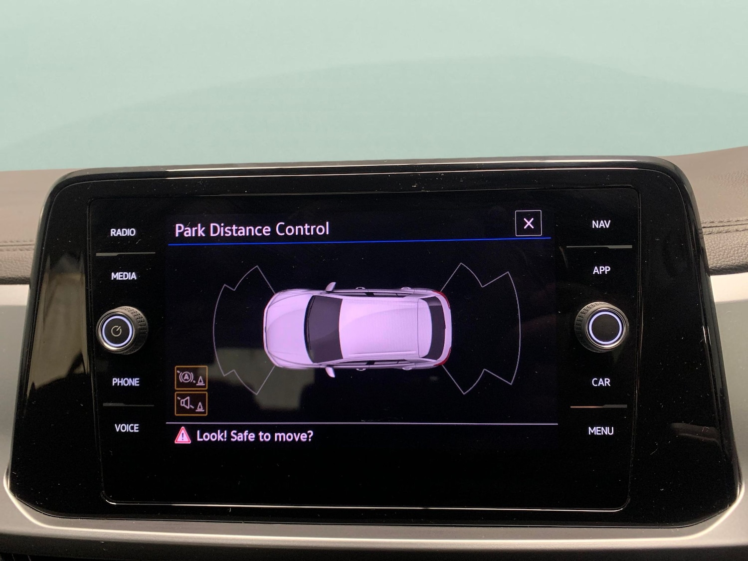 Used Volkswagen T-Roc 2023 for sale - 77241257: Photo 14