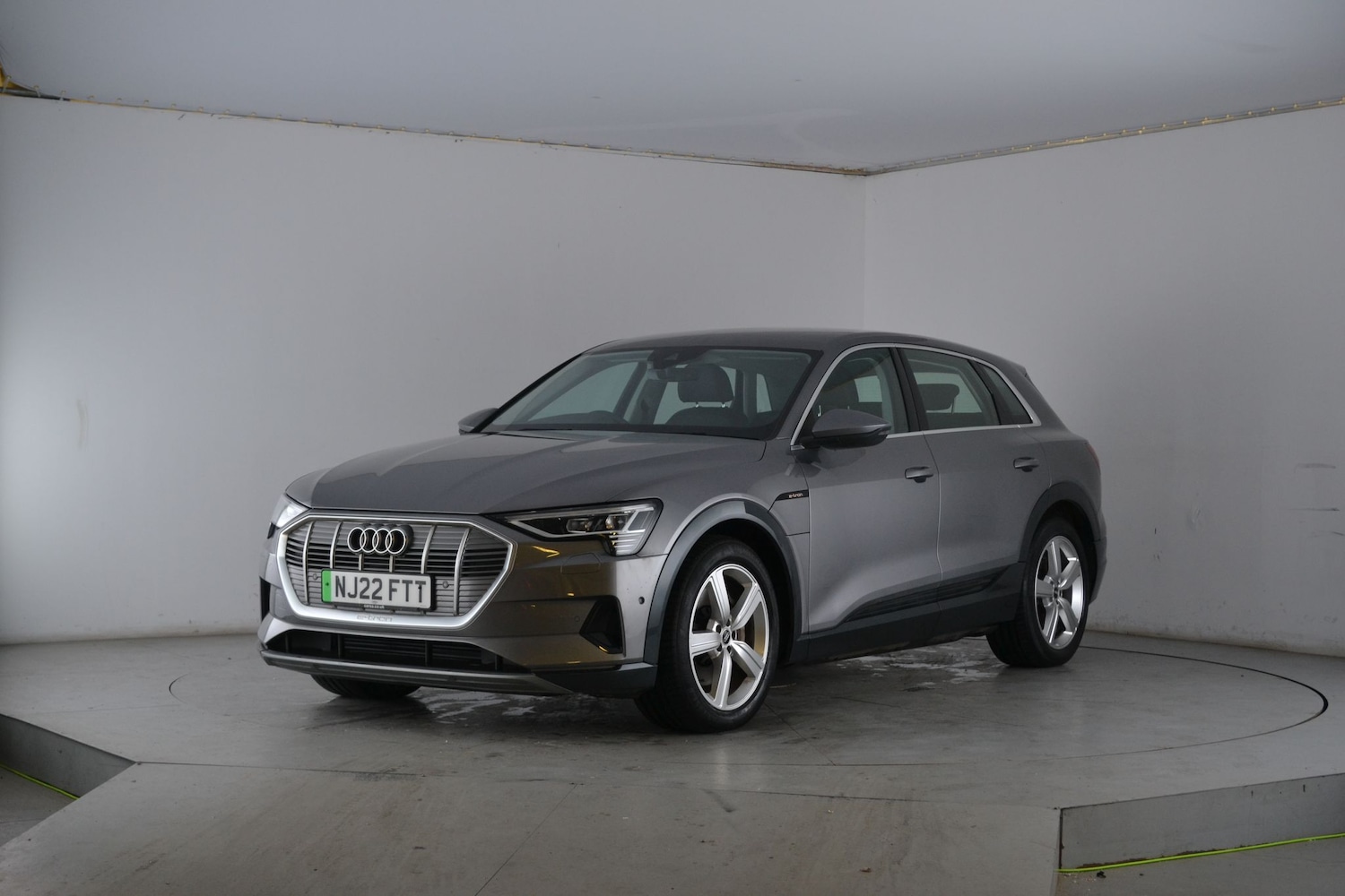 Used Audi e-tron 2022 for sale - 78219232: Photo 1