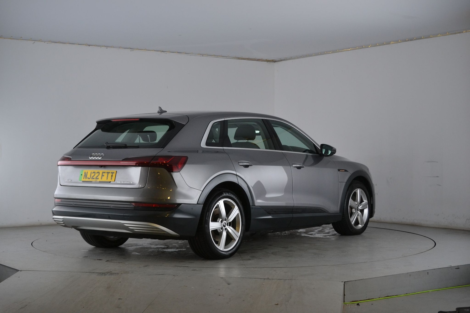 Used Audi e-tron 2022 for sale - 78219232: Photo 11