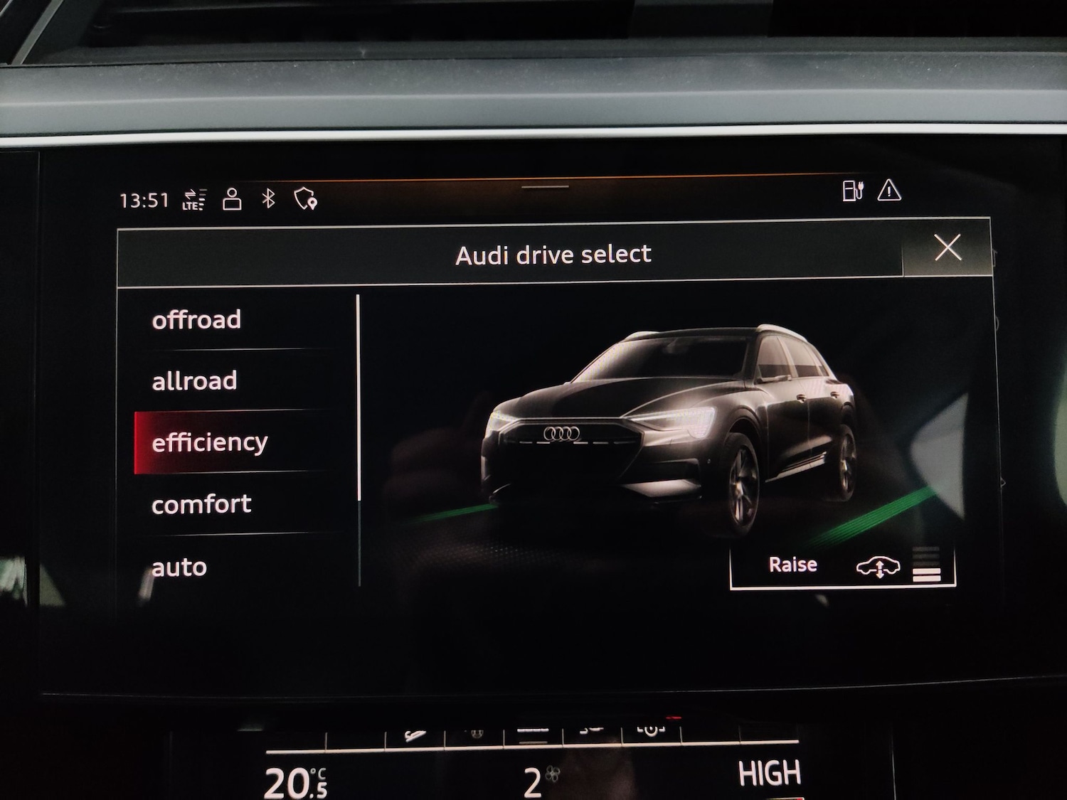 Used Audi e-tron 2022 for sale - 78219232: Photo 19