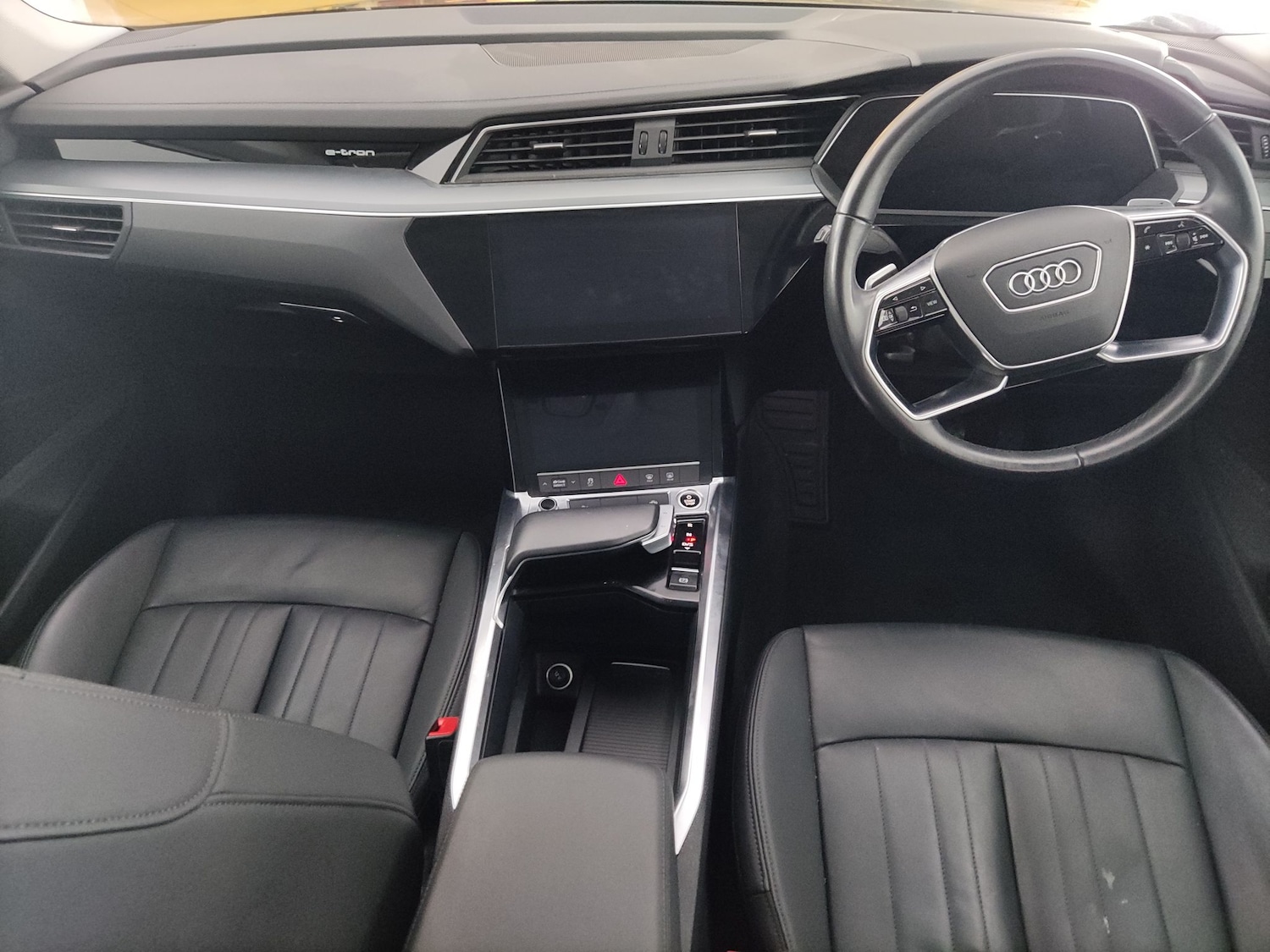 Used Audi e-tron 2022 for sale - 78219232: Photo 8