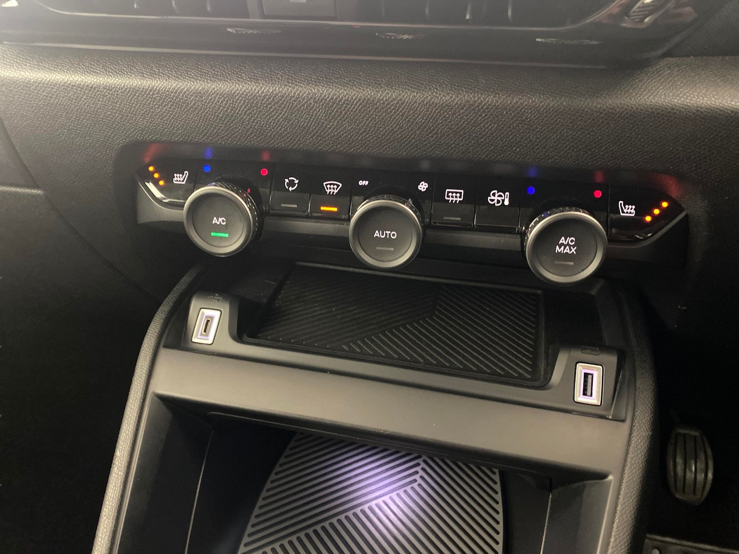 Used Citroen C4 2023 for sale - 77763221: Photo 17