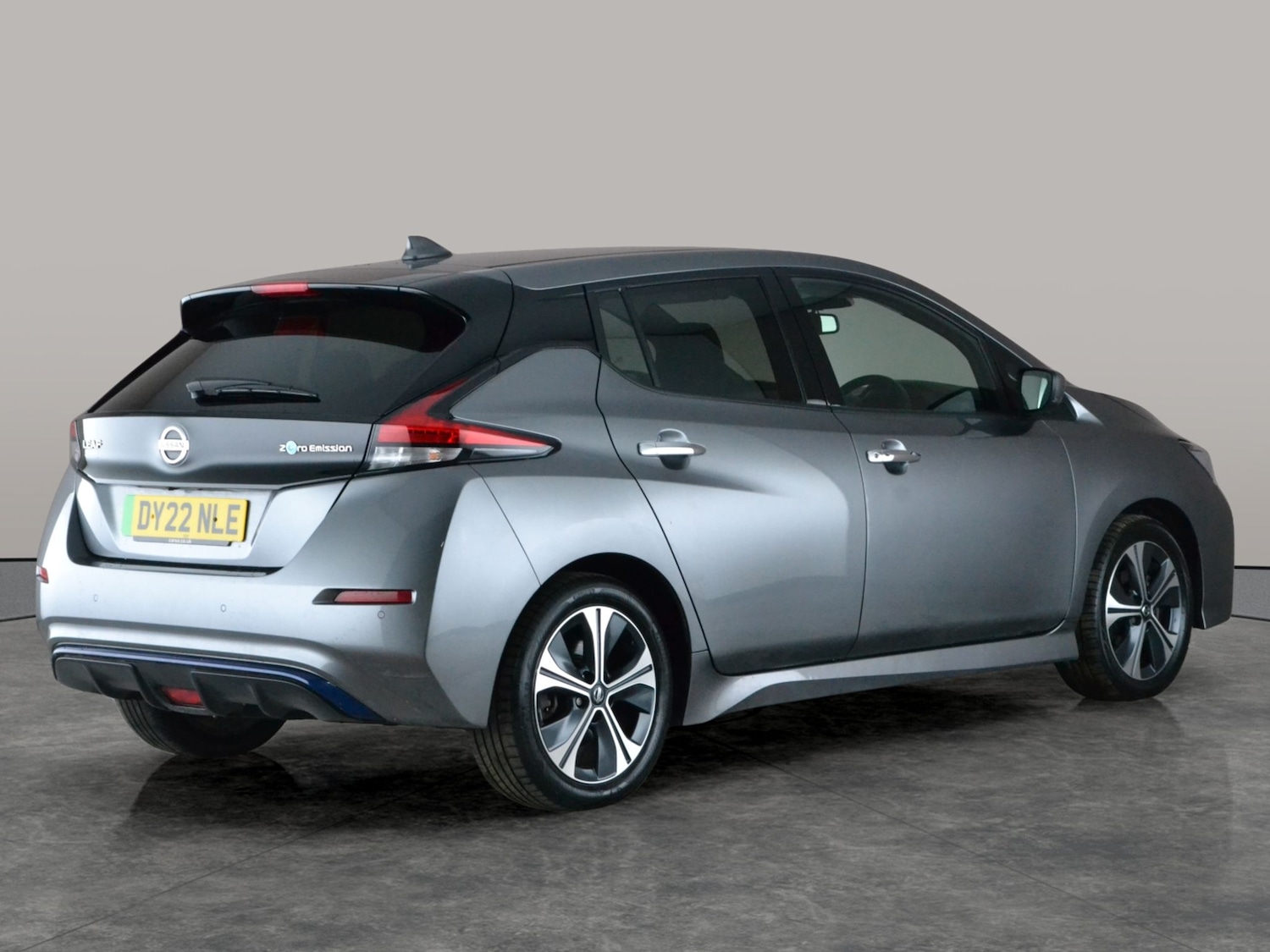 Used Nissan Leaf 2022 for sale - 77581842: Photo 11