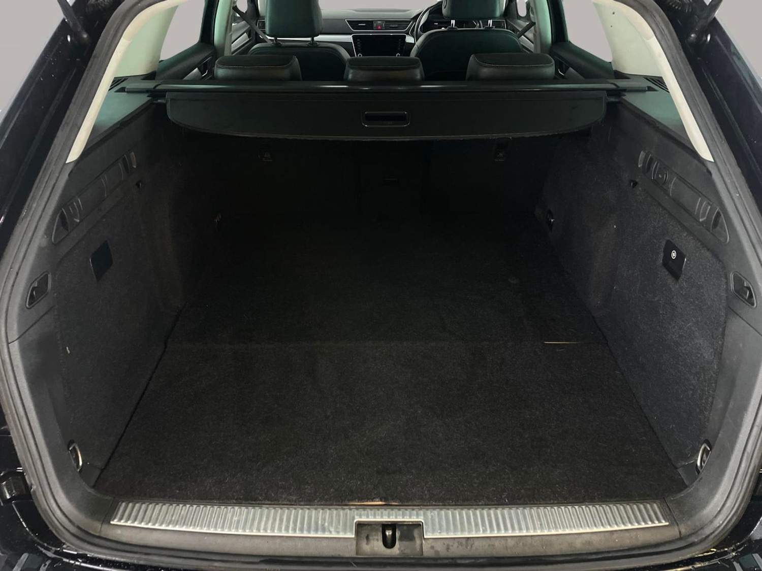 Used Skoda Superb 2023 for sale - 77530024: Photo 7