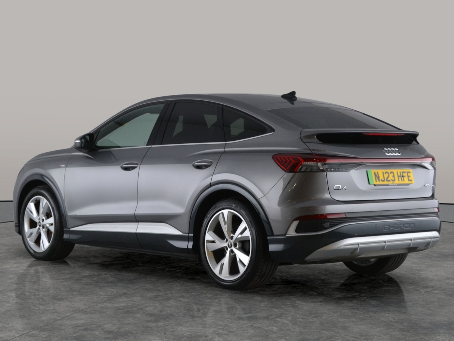 Used Audi Q4 e-tron 2023 for sale - 78197818: Photo 7