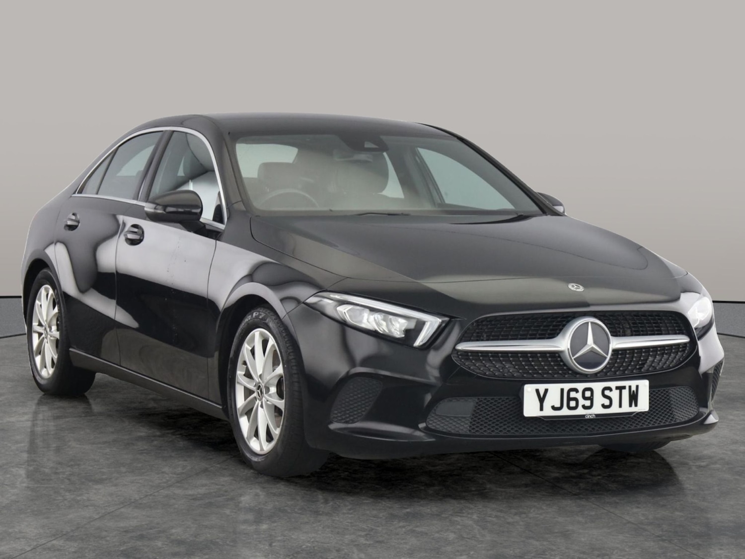 Used Mercedes-Benz A-Class 2020 for sale - 77560887: Photo 4