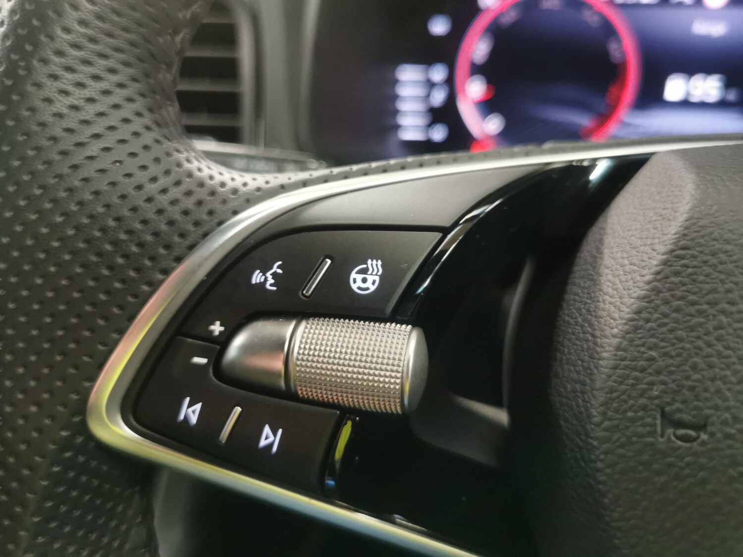 Used Skoda Karoq 2024 for sale - 77450201: Photo 19