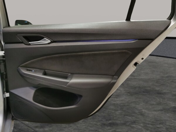 Used Volkswagen Golf 2022 for sale - 76310565: Photo 34