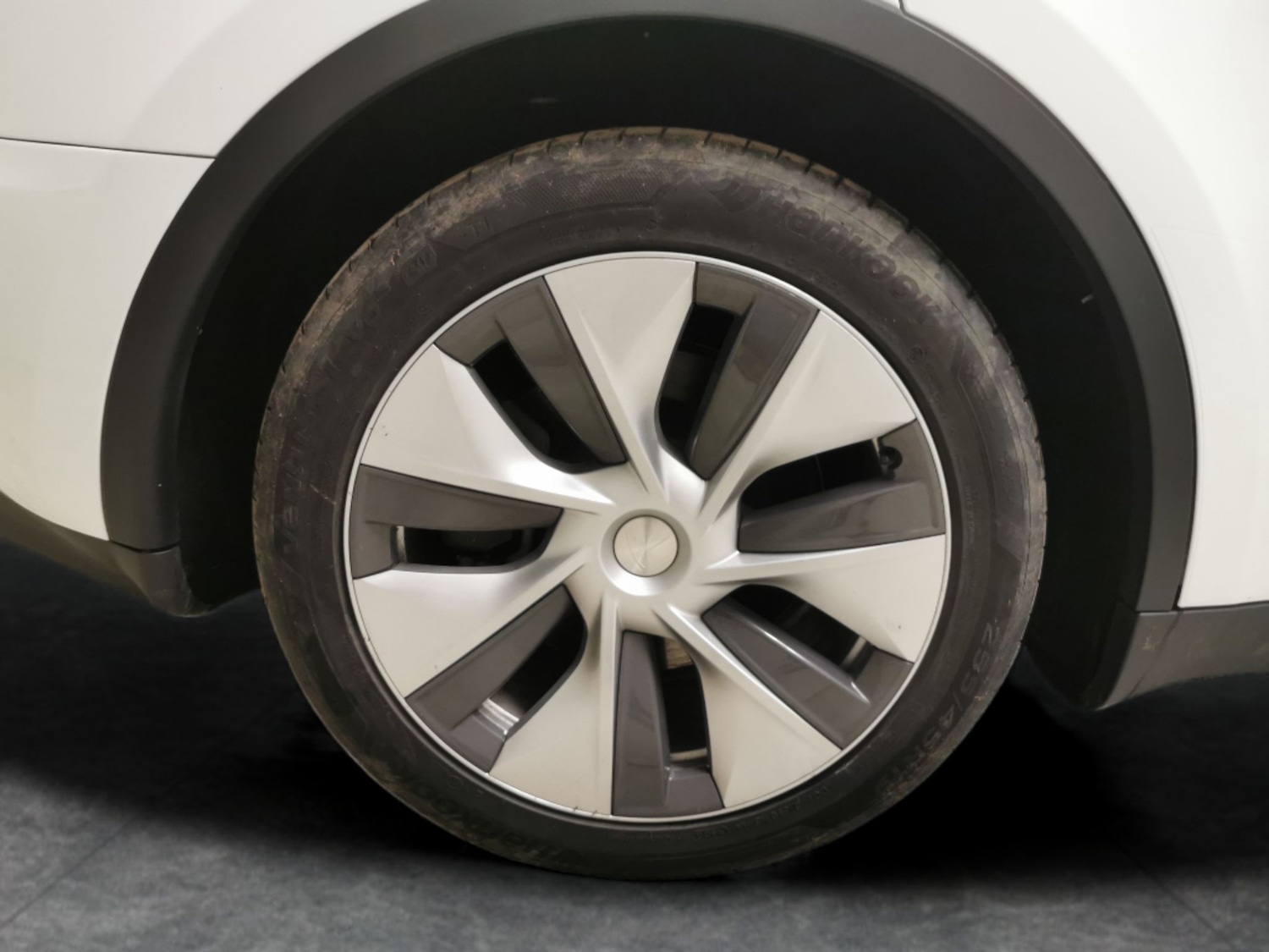 Used Tesla Model Y 2023 for sale - 77804171: Photo 30