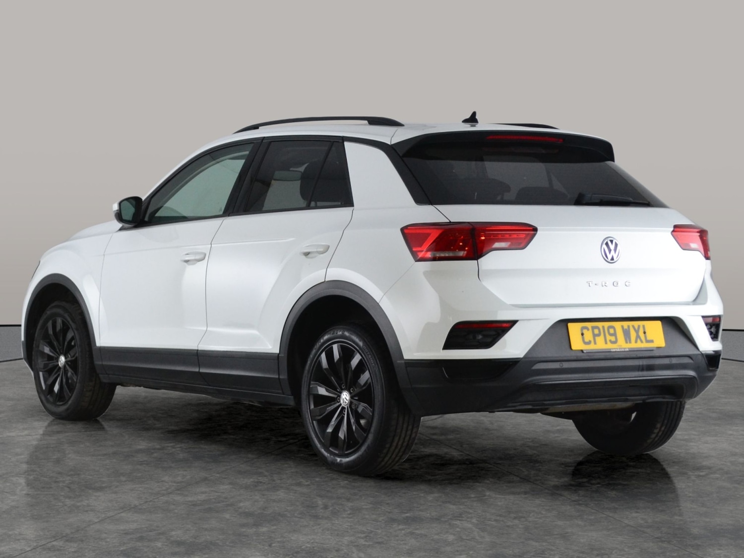 Used Volkswagen T-Roc 2019 for sale - 77340125: Photo 7