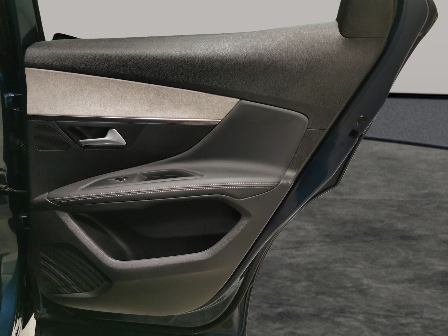 Used Peugeot 3008 2022 for sale - 77269701: Photo 26