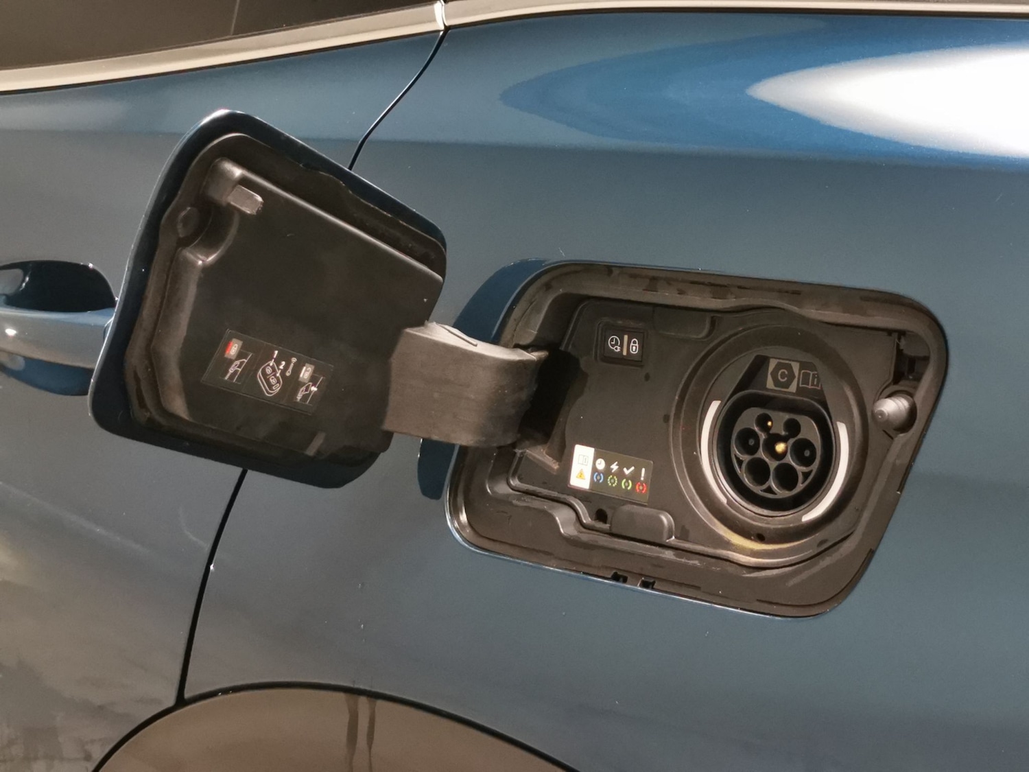 Used Peugeot 3008 2022 for sale - 77269701: Photo 28