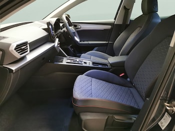 Used SEAT Leon 2021 for sale - 79394143: Photo