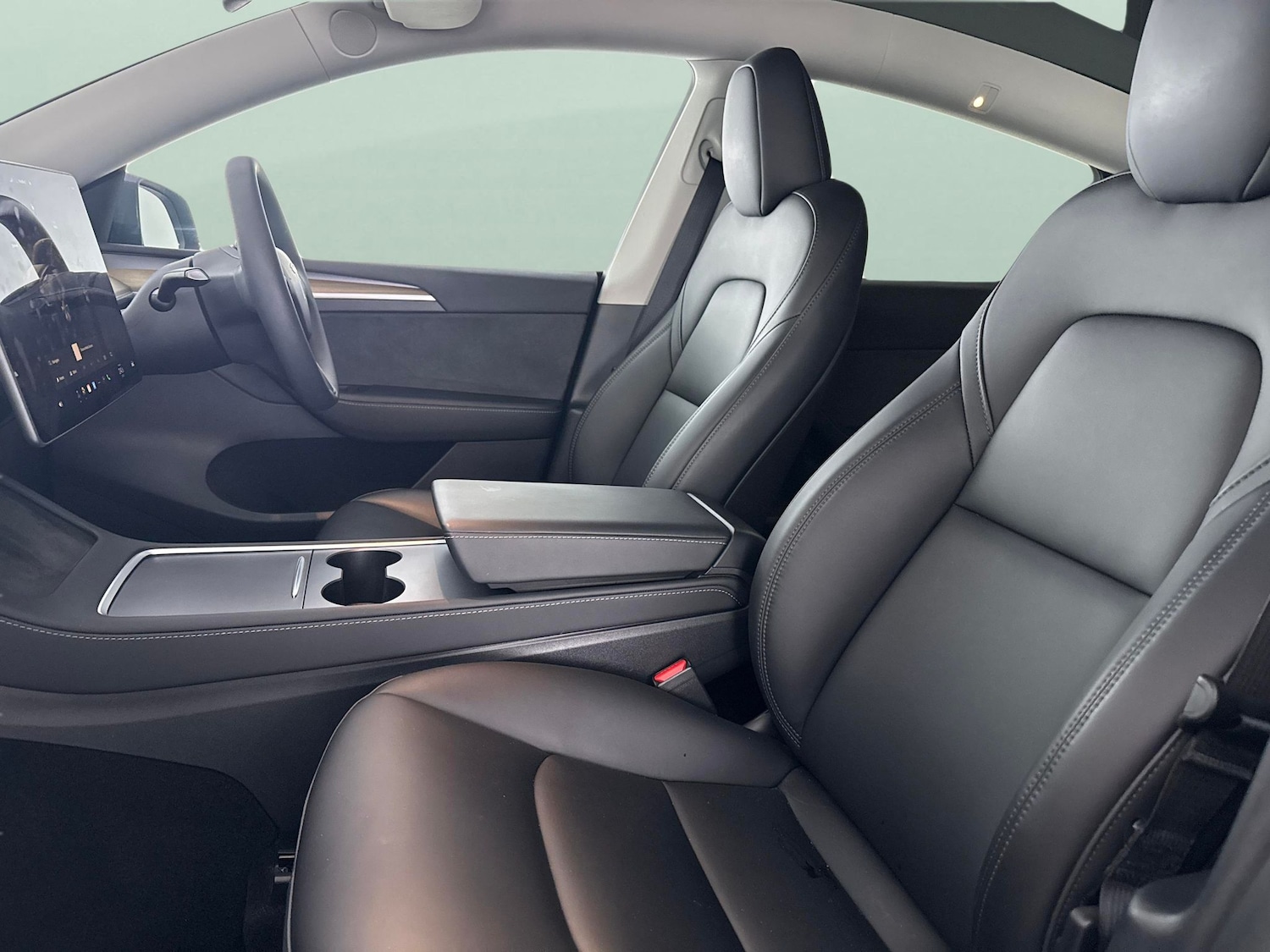 Used Tesla Model Y for sale - 77760332: Photo 4