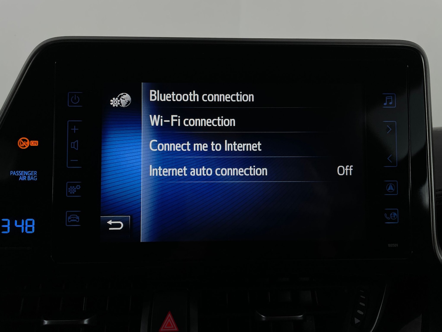 Used Toyota C-HR 2019 for sale - 76113230: Photo 19