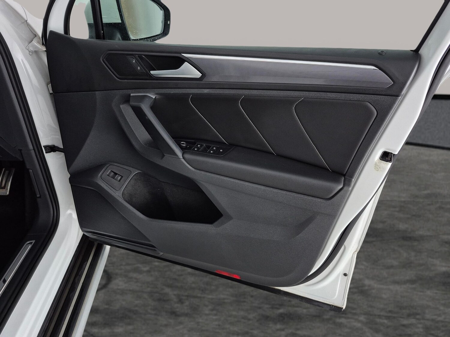 Used Volkswagen Tiguan for sale - 77829771: Photo 27