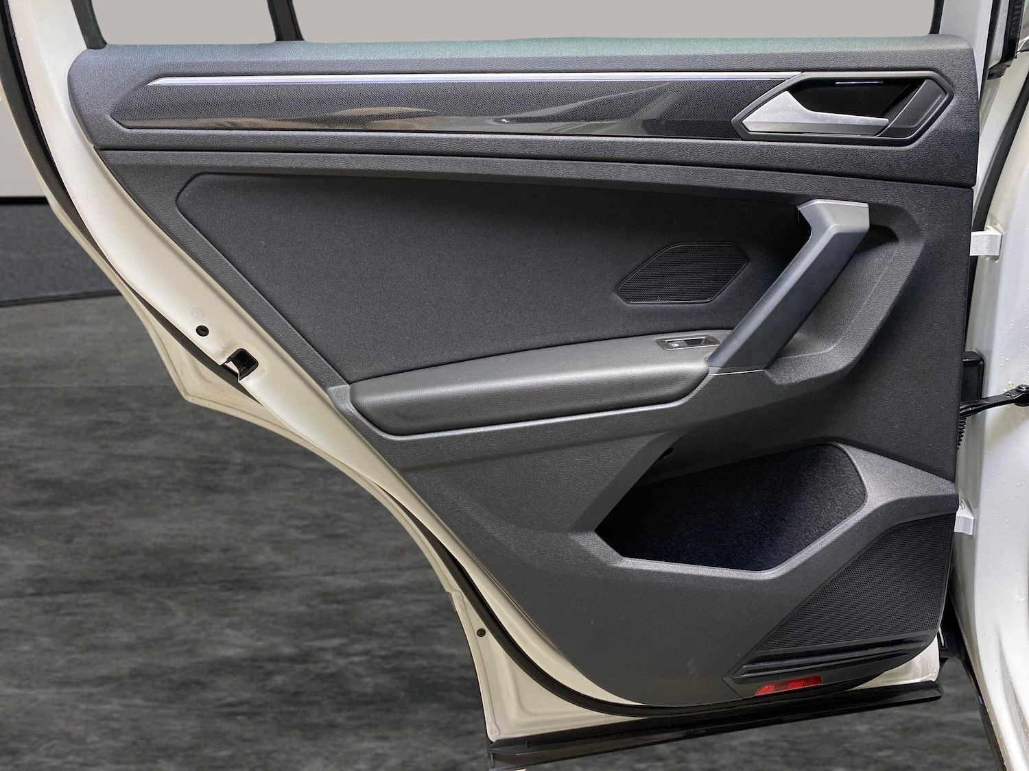 Used Volkswagen Tiguan for sale - 78139993: Photo 28