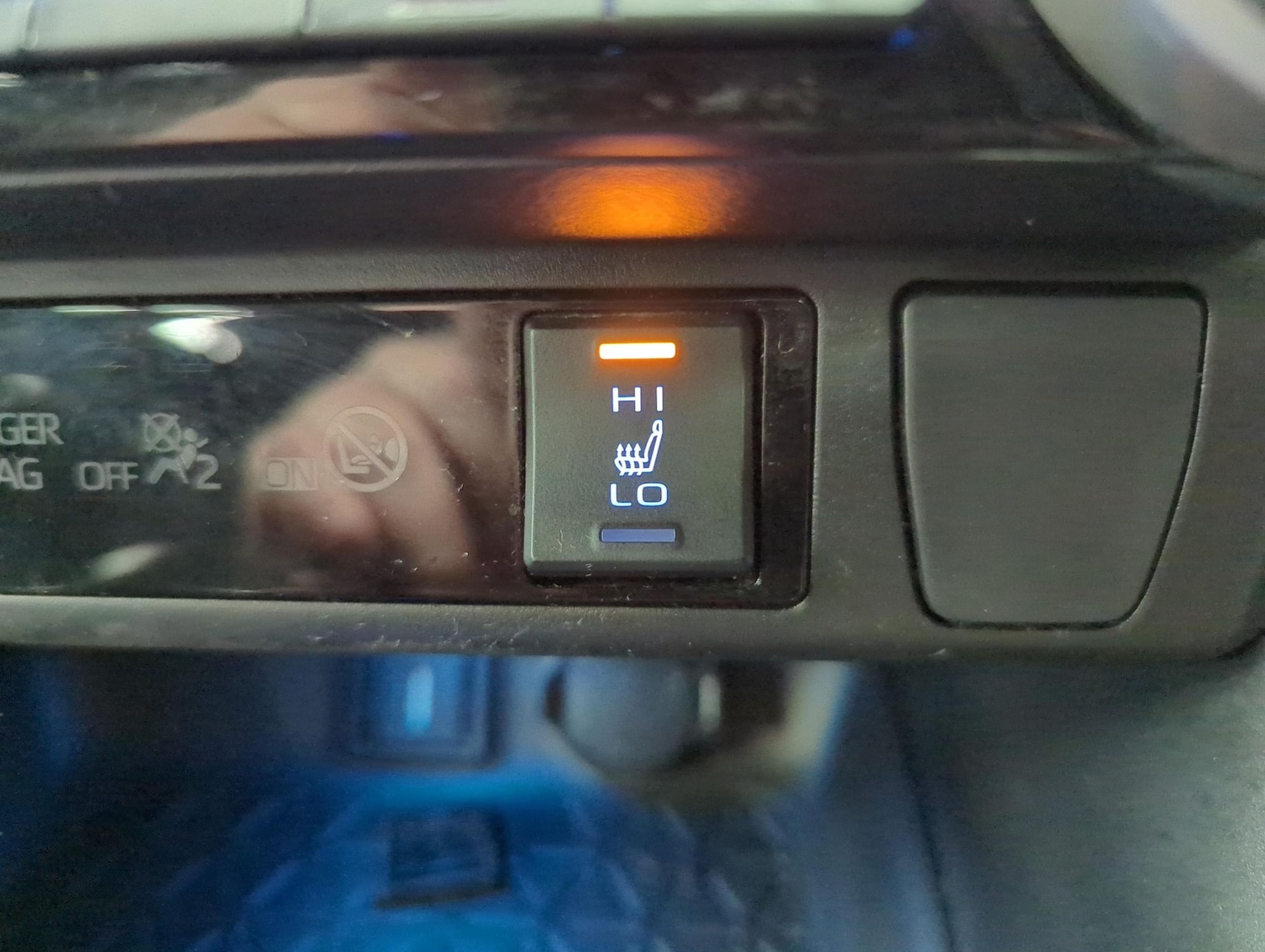 Used Toyota RAV4 for sale - 77245935: Photo 18