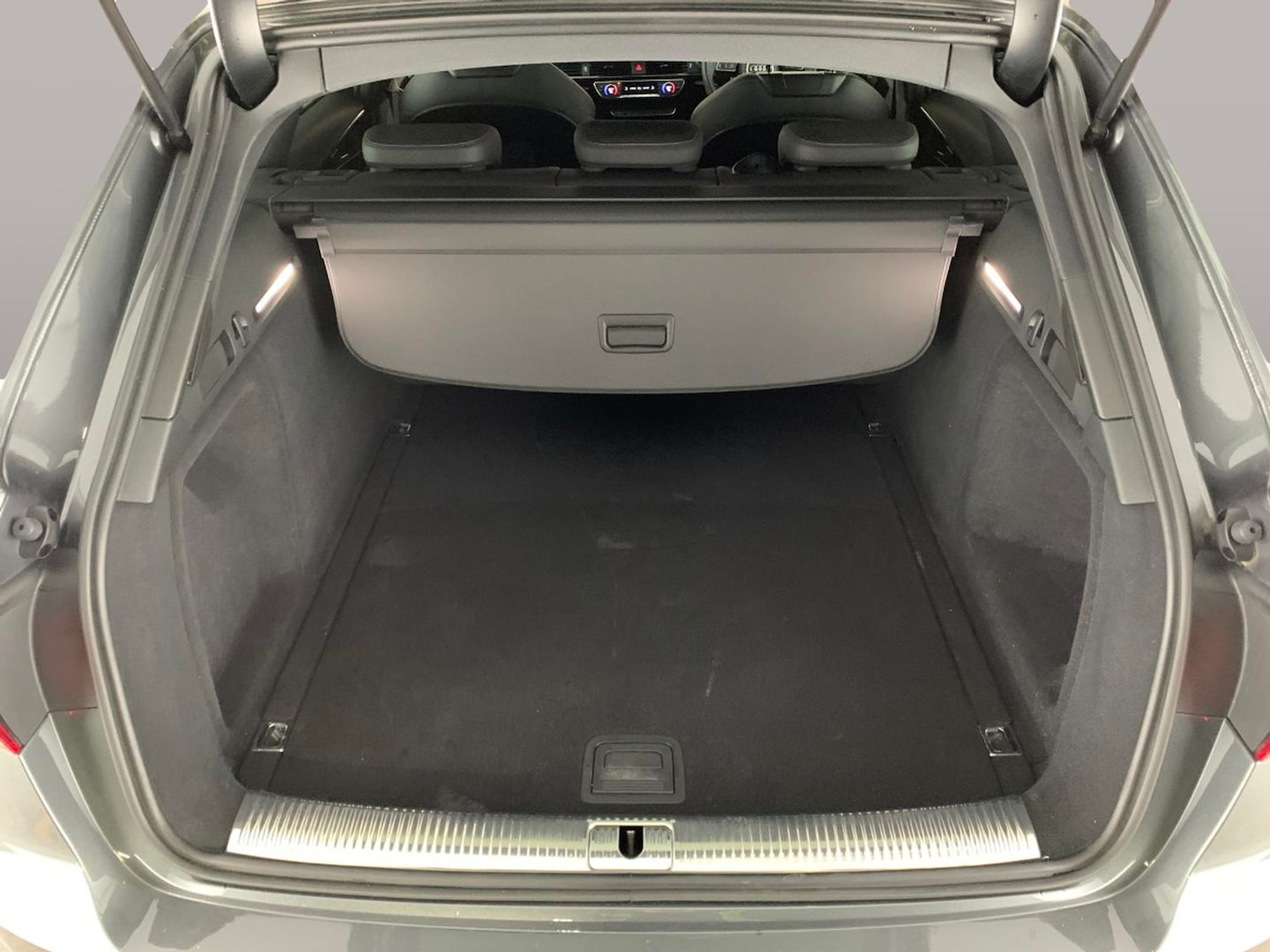 Used Audi A4 Avant for sale - 77034093: Photo 37