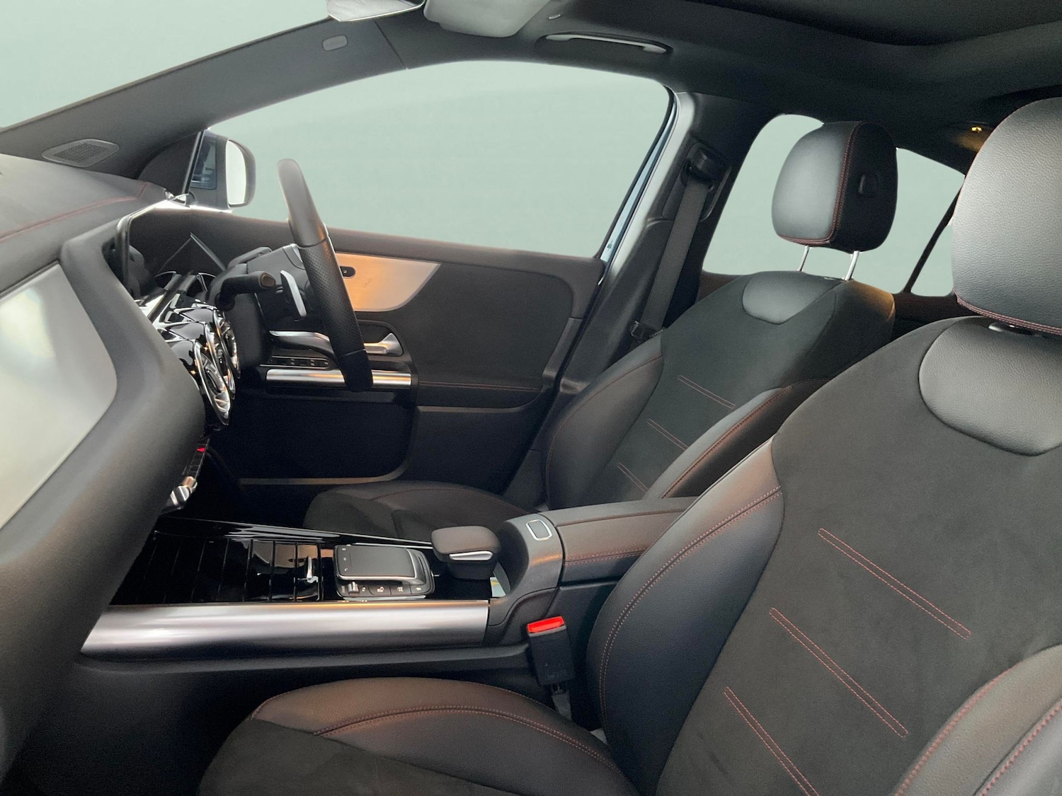 Used Mercedes-Benz EQA 2022 for sale - 76467551: Photo 6