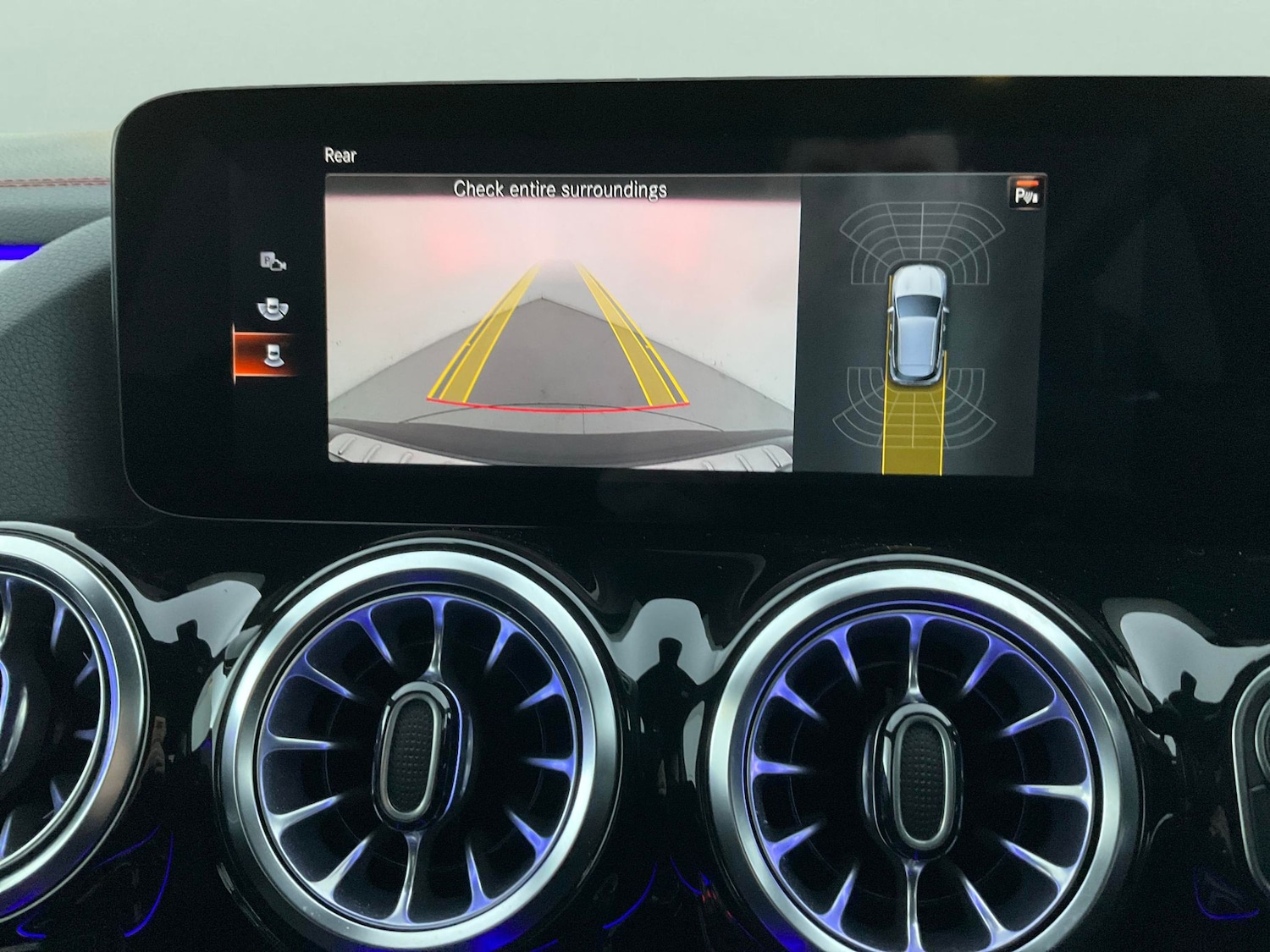 Used Mercedes-Benz EQA 2022 for sale - 76467551: Photo 8