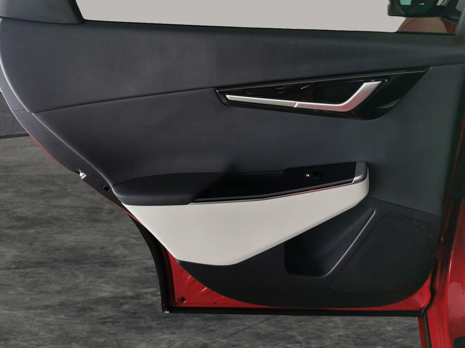 Used Kia EV6 2024 for sale - 77711085: Photo 31