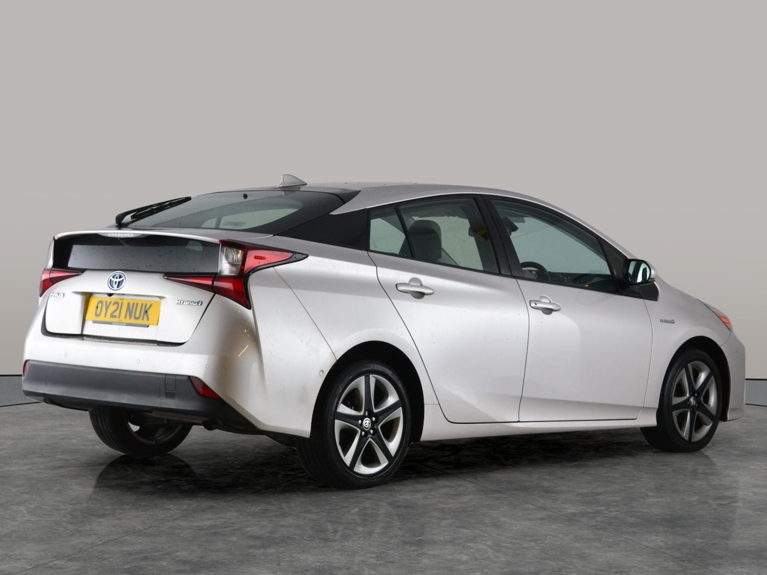 Used Toyota Prius 2021 for sale - 77337369: Photo 10