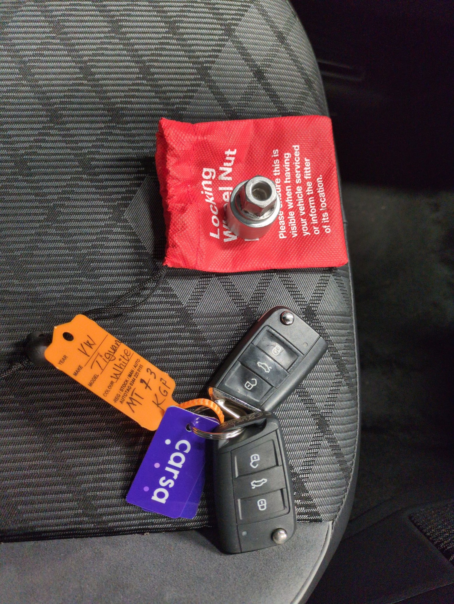 Used Volkswagen Tiguan 2023 for sale - 77020023: Photo 32