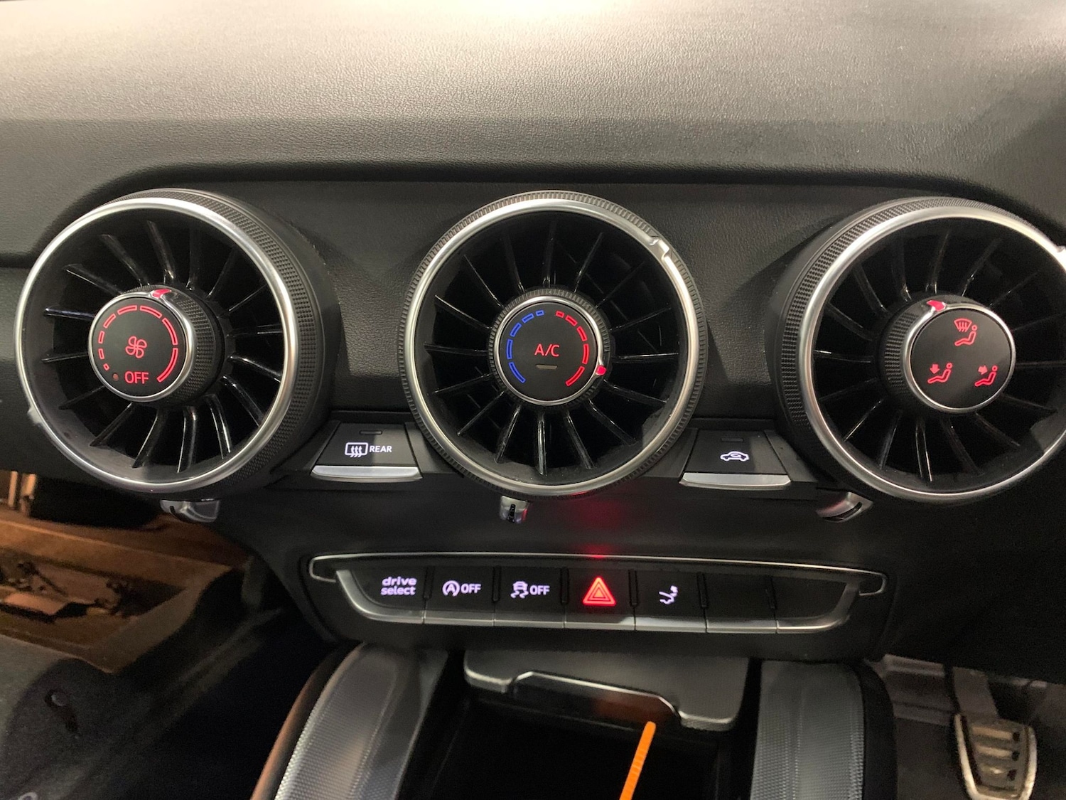 Used Audi TT 2017 for sale - 76895044: Photo 15