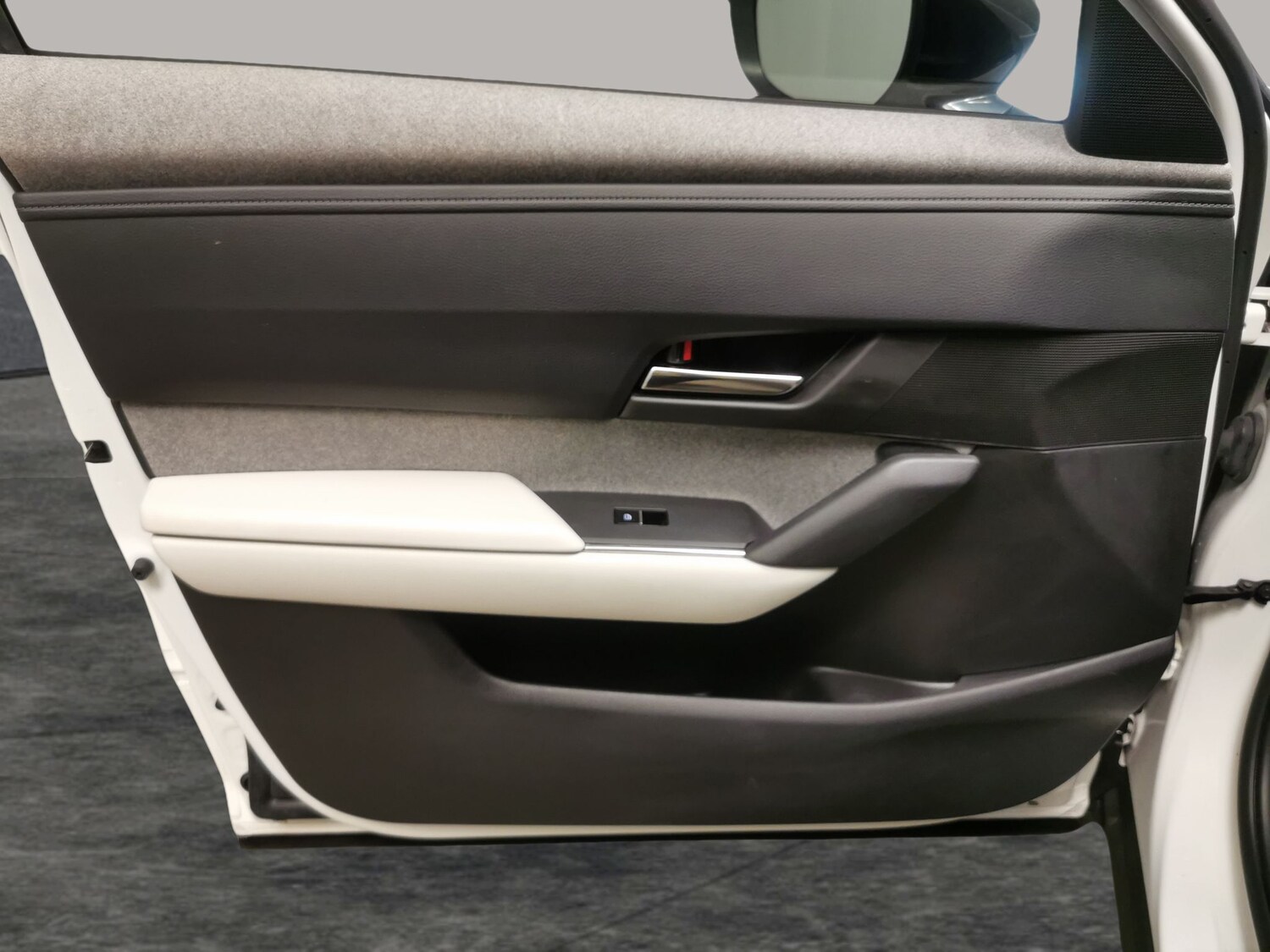 Used Mazda MX-30 2023 for sale - 77799956: Photo 25