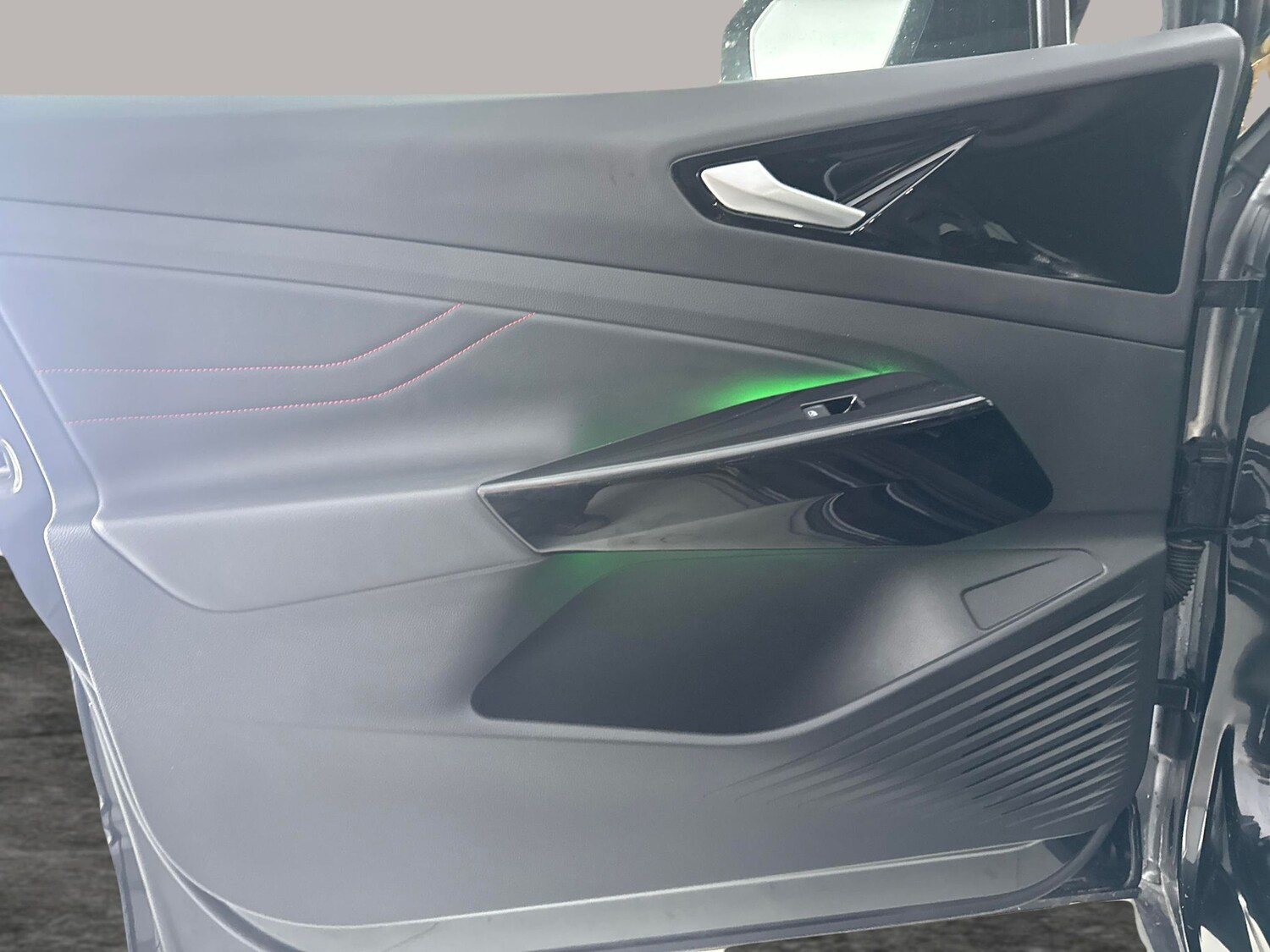 Used Volkswagen ID.4 2024 for sale - 77420783: Photo 25