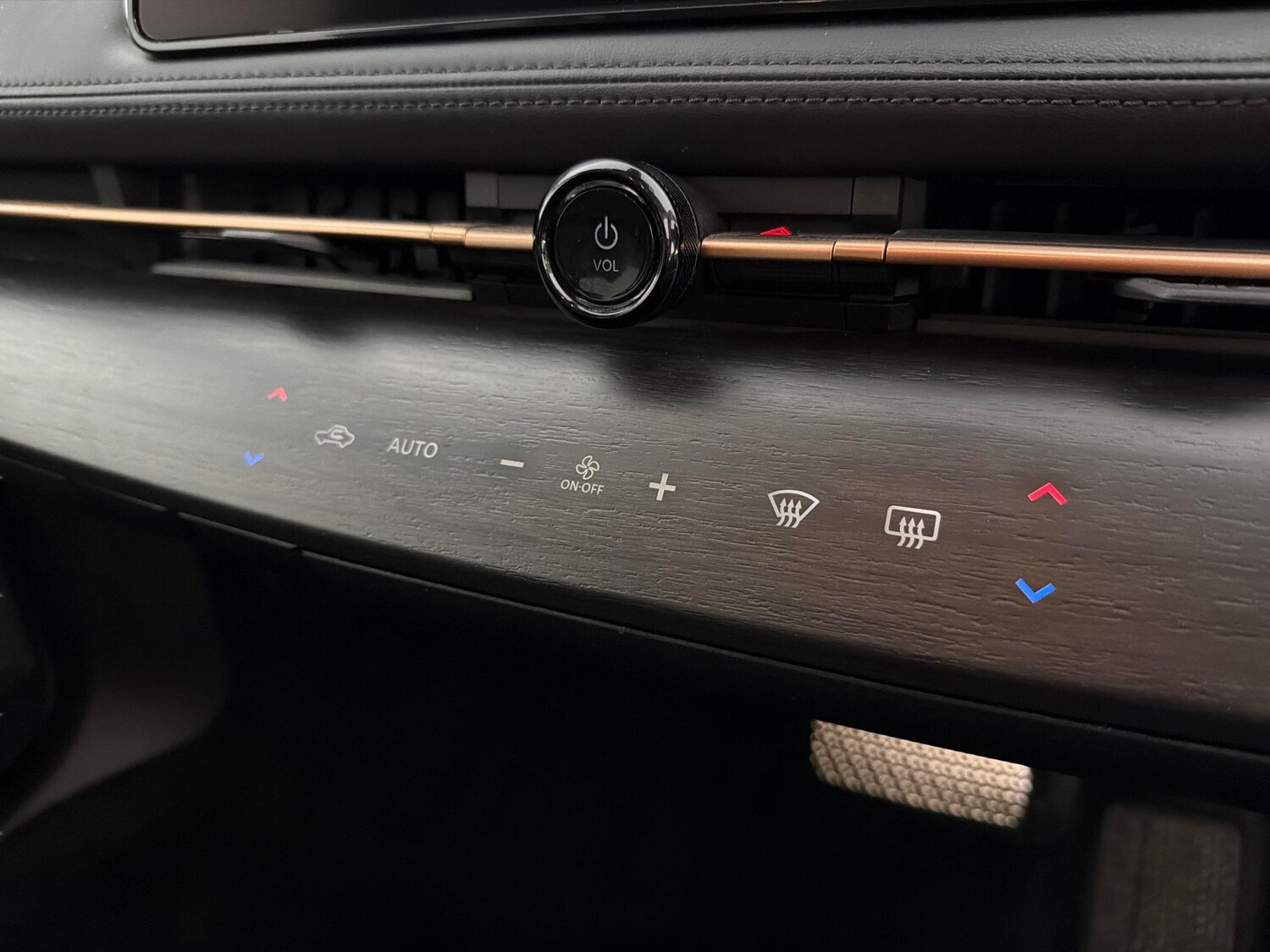 Used Nissan ARIYA 2023 for sale - 77443138: Photo 21