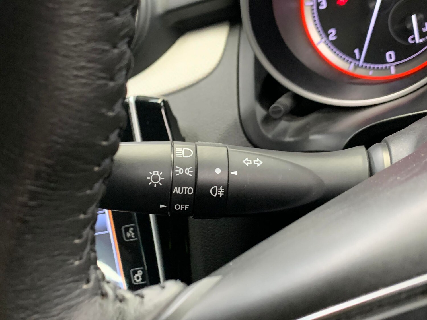 Used Suzuki Swift 2023 for sale - 77472282: Photo 18