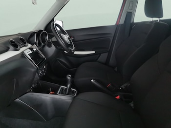 Used Suzuki Swift 2023 for sale - 77472282: Photo