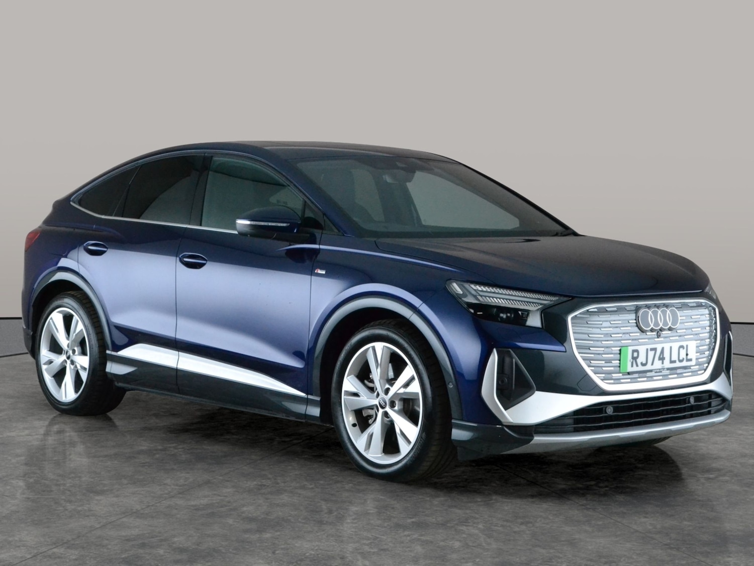 Used Audi Q4 e-tron 2024 for sale - 78144406: Photo 8