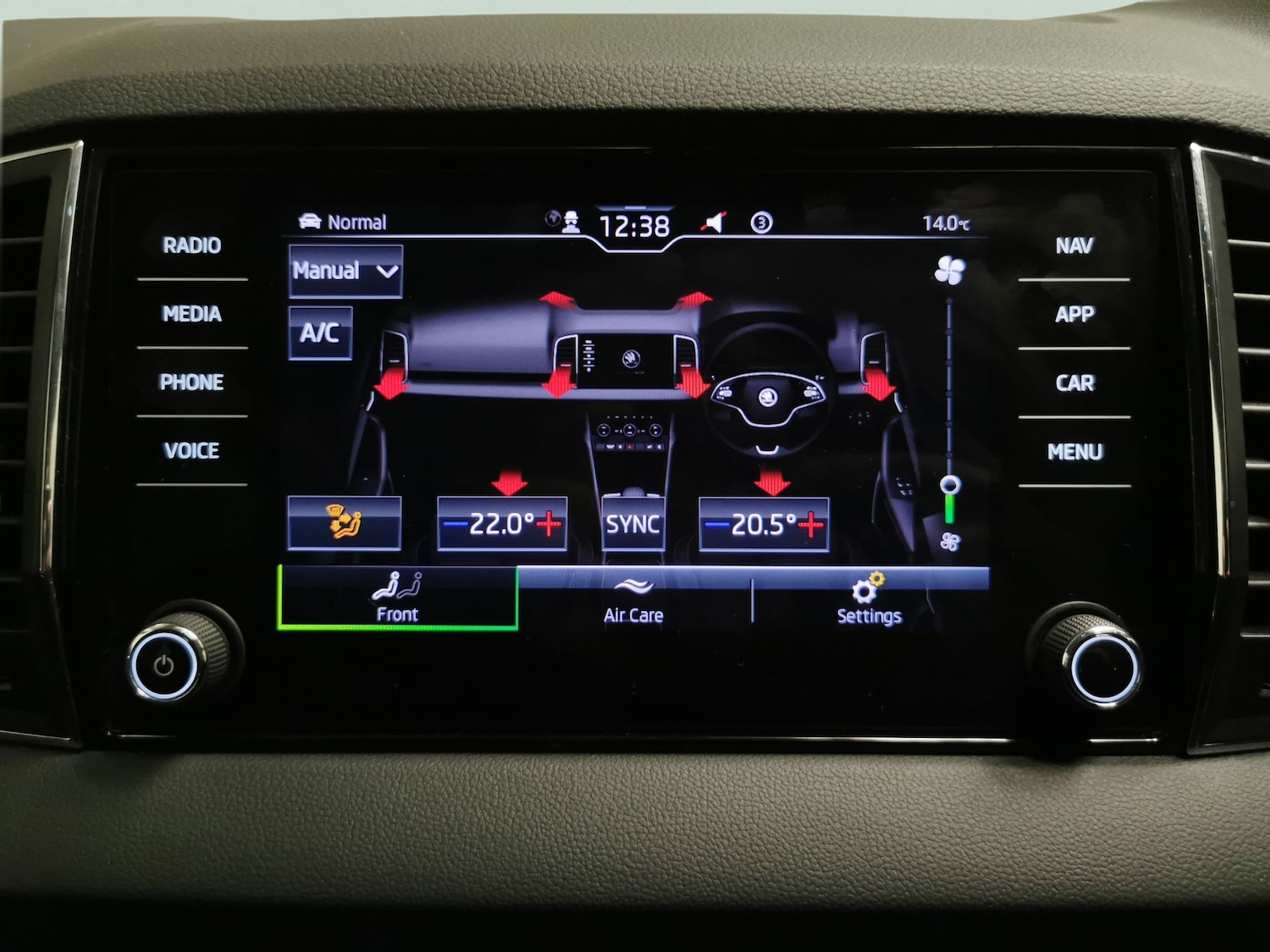 Used Skoda Karoq 2023 for sale - 77778299: Photo 18