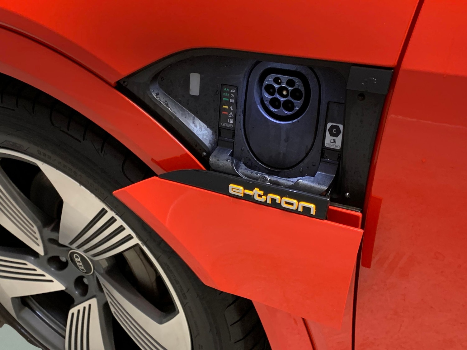 Used Audi e-tron 2022 for sale - 76525993: Photo 31