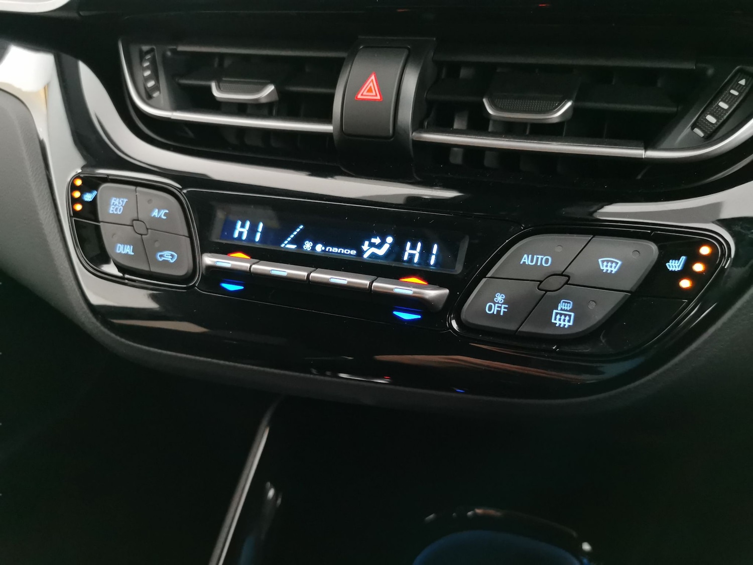 Used Toyota C-HR 2023 for sale - 77208071: Photo 17