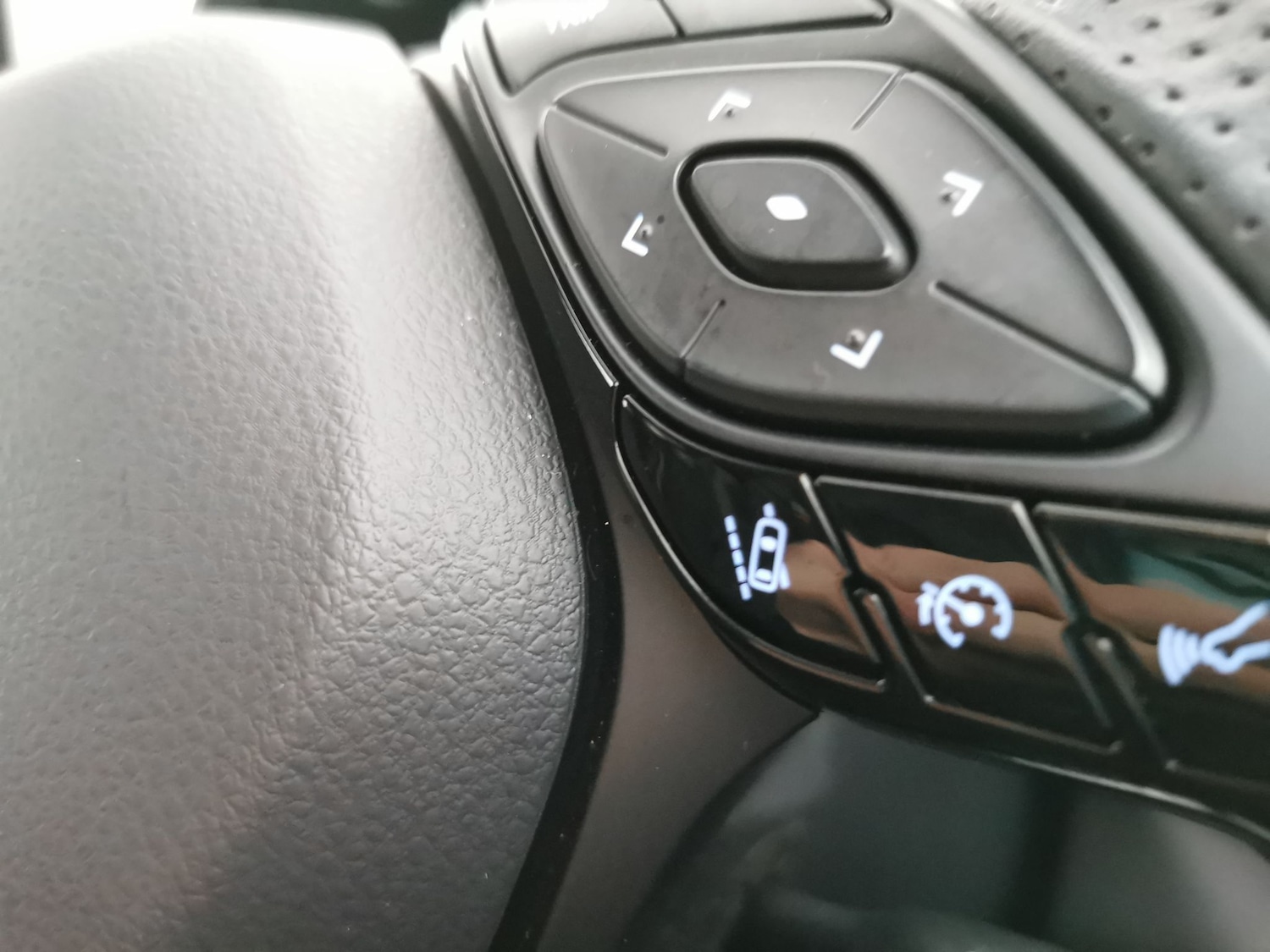 Used Toyota C-HR 2023 for sale - 77208071: Photo 20