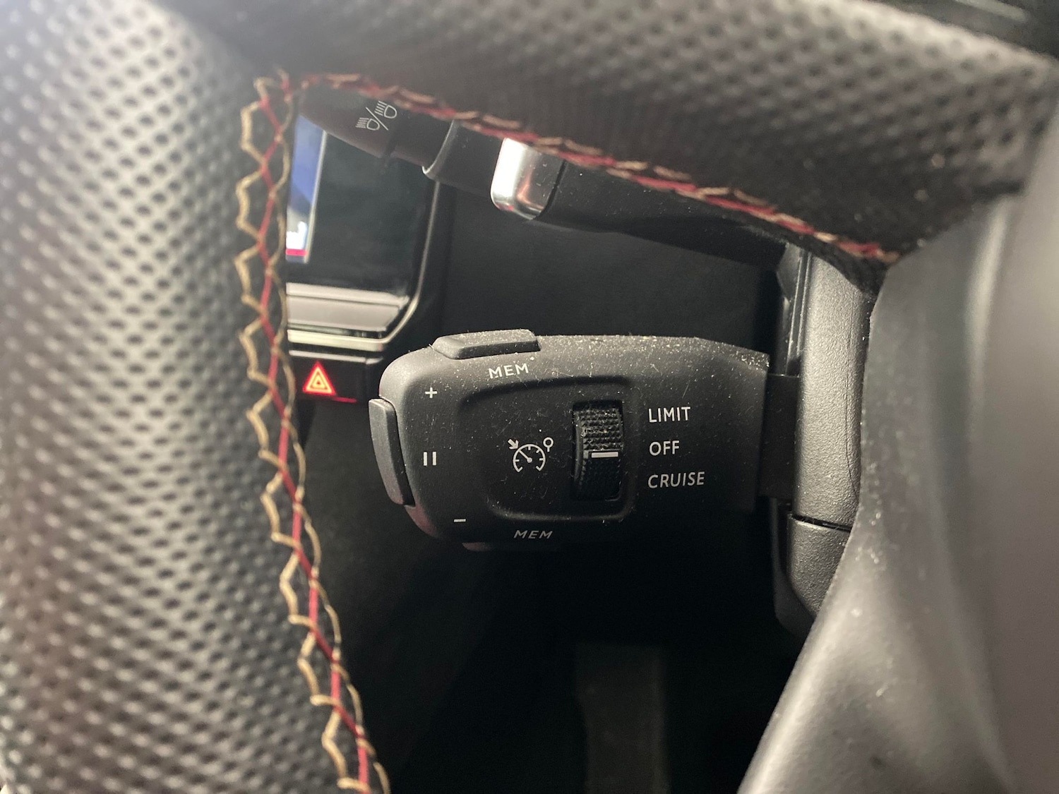 Used DS Automobiles DS 7 Crossback 2022 for sale - 77691332: Photo 18