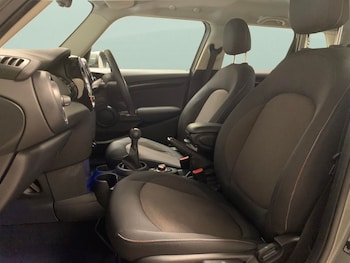 Used MINI Hatch 2019 for sale - 79397417: Photo
