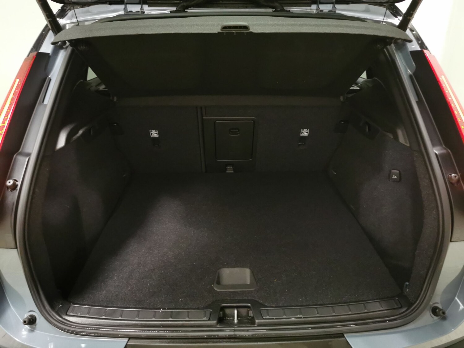 Used Volvo XC40 2022 for sale - 78060029: Photo 28